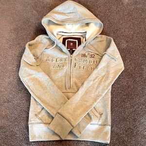 Abercrombie 1/2 zip sweatshirt
